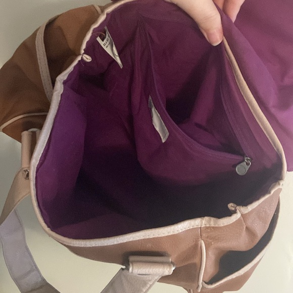 Volcom purse - Picture 3 of 4